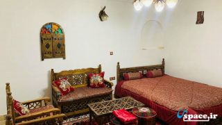نمای داخلی اتاق مولانا - اقامتگاه بوم گردی عمارت کاج - شهرستان ورامین - روستای خاوه